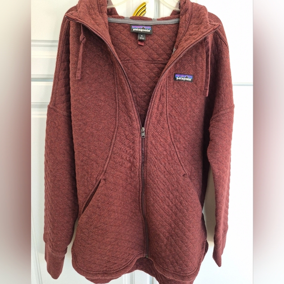 Patagonia Tops - Patagonia Quilted Zip-Up Hoodie Jacket M